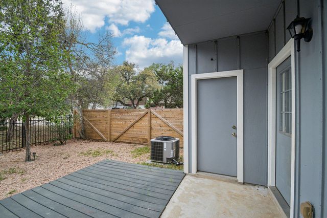 28 Deer Ridge RD, Wimberley, TX 78676