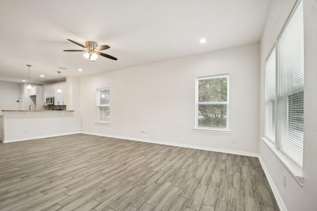 28 Deer Ridge RD, Wimberley, TX 78676