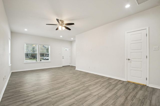 28 Deer Ridge RD, Wimberley, TX 78676