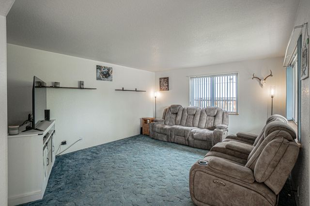 1457 SW Silver Maple Way, Grants Pass, OR 97526