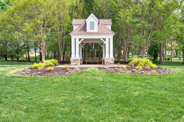 9028 Macauley Ln, Nolensville, TN 37135