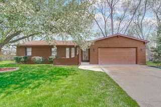 619 S 22nd Street, Chesterton, IN 46304