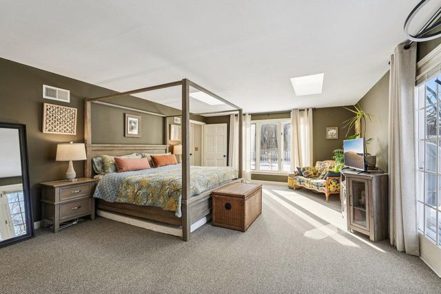 1425 E Fairy Chasm ROAD, Bayside, WI 53217