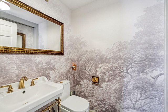 1425 E Fairy Chasm ROAD, Bayside, WI 53217