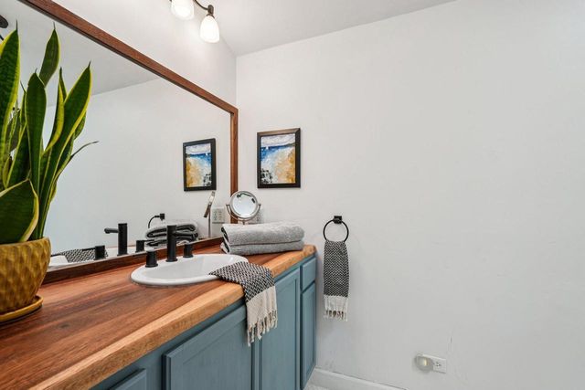 1425 E Fairy Chasm ROAD, Bayside, WI 53217