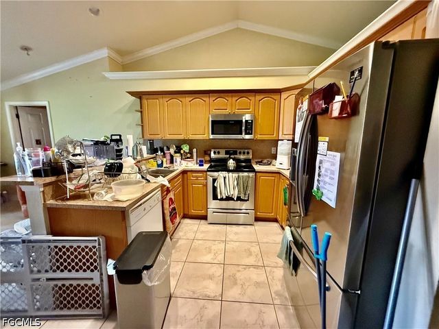 4014 3rd ST W, Lehigh Acres, FL 33971