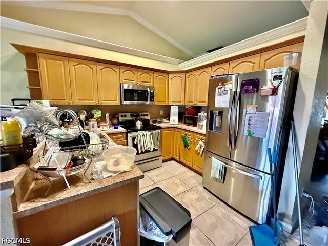 4014 3rd ST W, Lehigh Acres, FL 33971