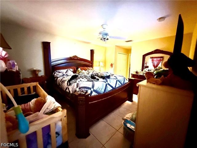 4014 3rd ST W, Lehigh Acres, FL 33971