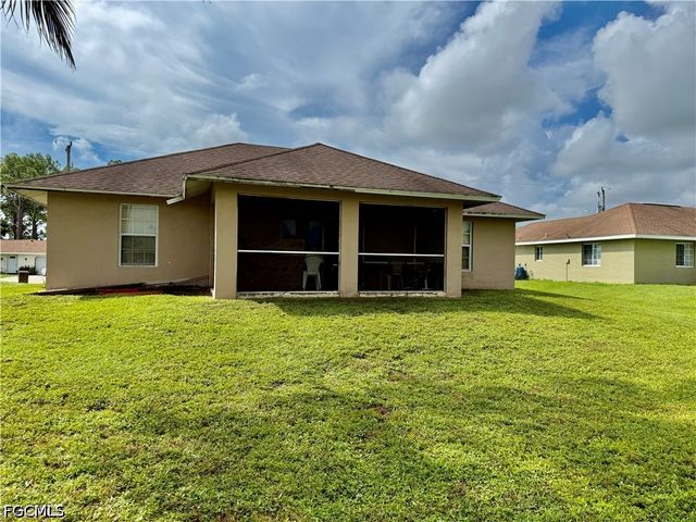 4014 3rd ST W, Lehigh Acres, FL 33971