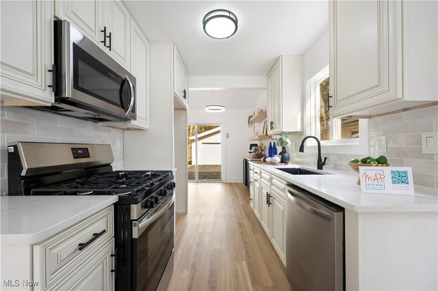 26508 Redwood Drive, Olmsted Falls, OH 44138