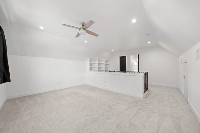 5345 Larkin Street, Houston, TX 77007