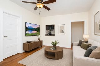 65 Burbank St. 17, Boston, MA 02115
