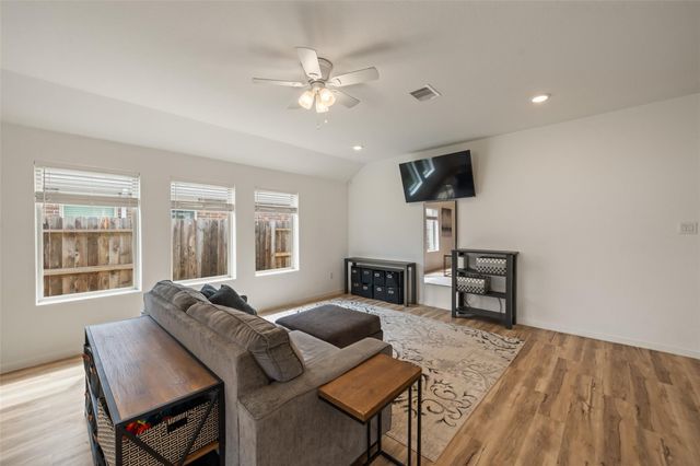 2020 Hyde Acres Street, League City, TX 77573