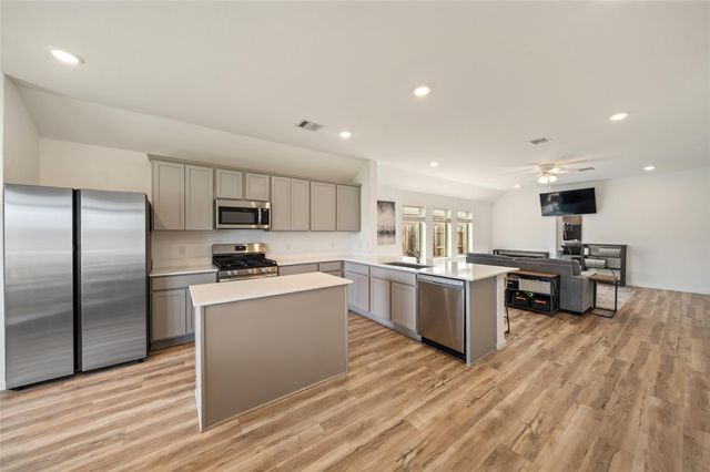 2020 Hyde Acres Street, League City, TX 77573