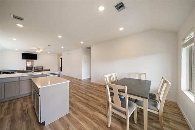 2020 Hyde Acres Street, League City, TX 77573