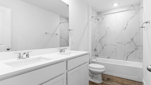 6311 Cherry Meadows Street, Rosenberg, TX 77469