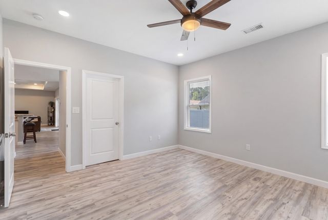 2180 Seaford Dr., Longs, SC 29568