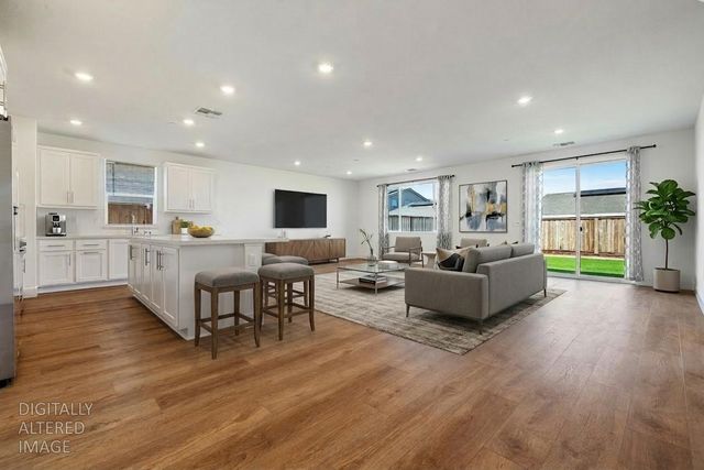 2209 Greenhorn Rd, Patterson, CA 95363