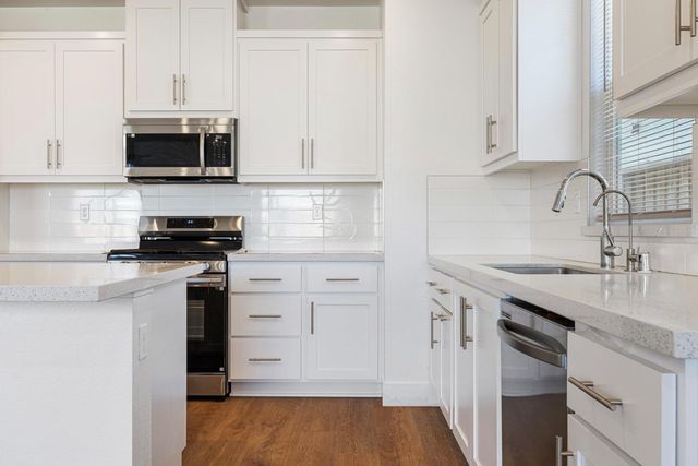 2209 Greenhorn Rd, Patterson, CA 95363