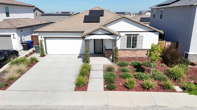 2209 Greenhorn Rd, Patterson, CA 95363