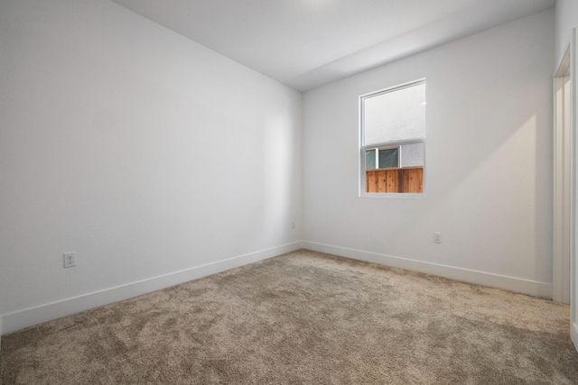 2209 Greenhorn Rd, Patterson, CA 95363