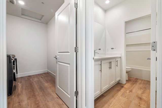 2209 Greenhorn Rd, Patterson, CA 95363