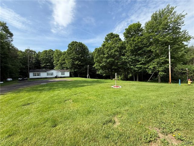 45 Black Creek Road, Volney, NY 13126