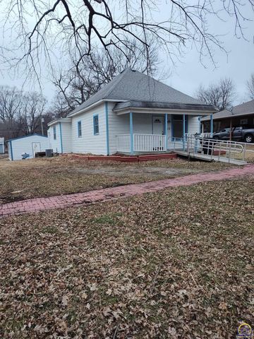 215 New Jersey AVE, Holton, KS 66436