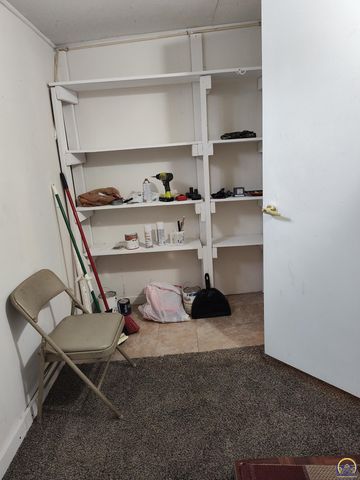 215 New Jersey AVE, Holton, KS 66436