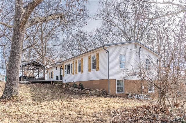 656 B Watson Road, Sullivan, MO 63080