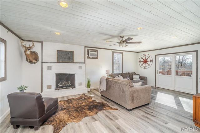 656 B Watson Road, Sullivan, MO 63080