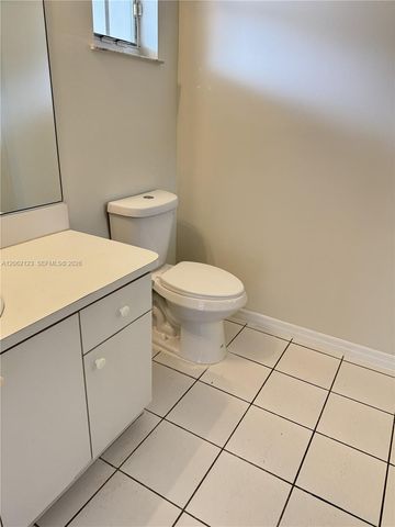 11810 NE 19th Dr 5, North Miami, FL 33181