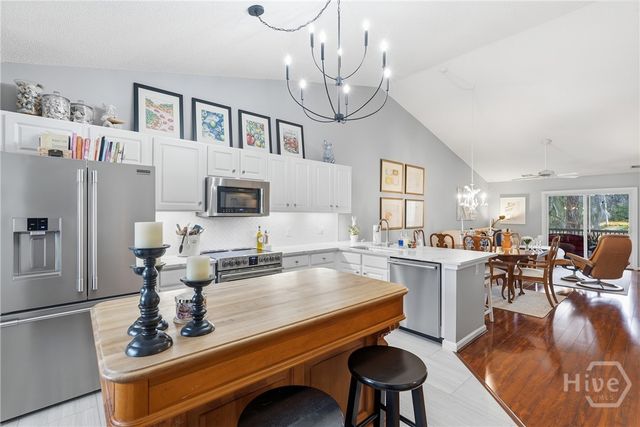 22 River Walk Drive 22, Savannah, GA 31410