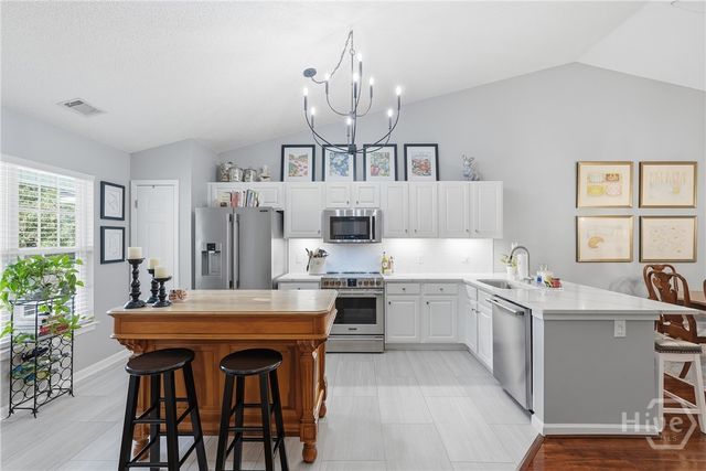 22 River Walk Drive 22, Savannah, GA 31410