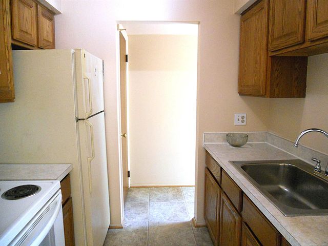 8192 Farnum Avenue, Warren, MI 48093