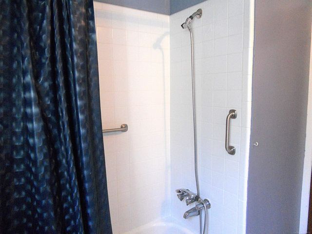 8192 Farnum Avenue, Warren, MI 48093