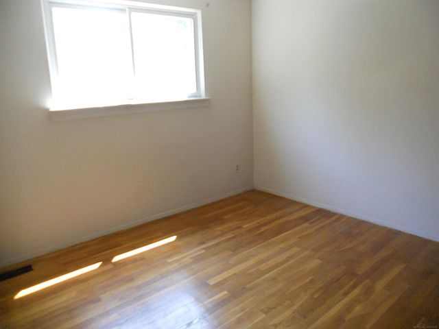 8192 Farnum Avenue, Warren, MI 48093