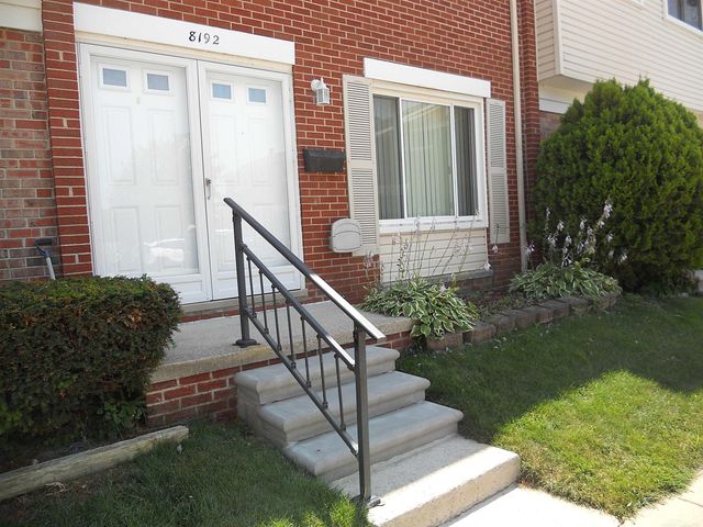 8192 Farnum Avenue, Warren, MI 48093