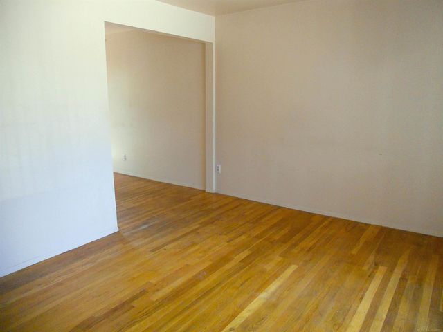 8192 Farnum Avenue, Warren, MI 48093