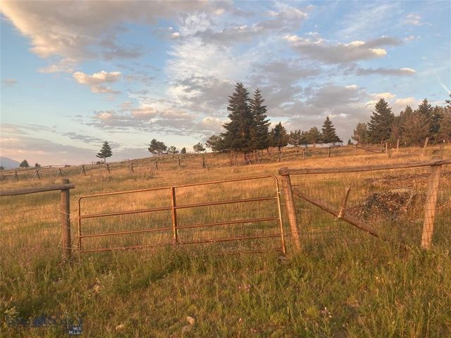 86 Pony Lane, Livingston, MT 59047