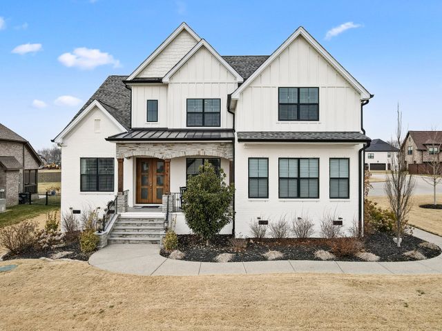 1322 Rothmon Blvd, Mount Juliet, TN 37122