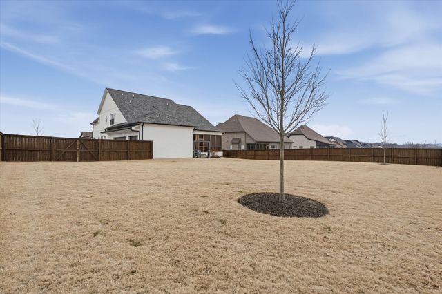 1322 Rothmon Blvd, Mount Juliet, TN 37122