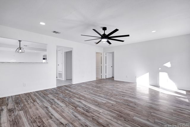 1112 Gladstone, San Antonio, TX 78225