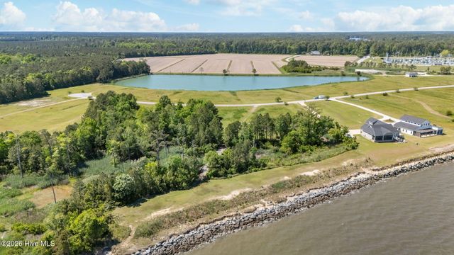 271 Wind Lake Road S, Oriental, NC 28571