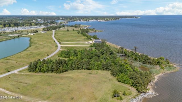 271 Wind Lake Road S, Oriental, NC 28571