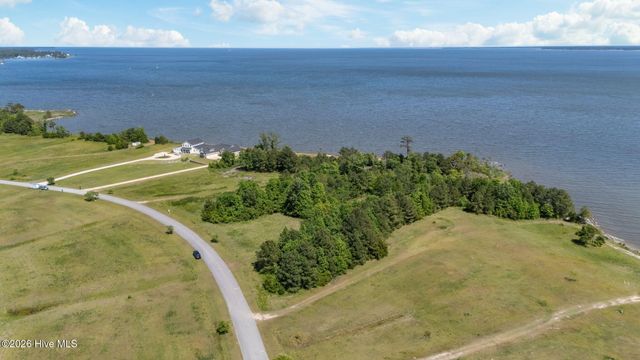 271 Wind Lake Road S, Oriental, NC 28571