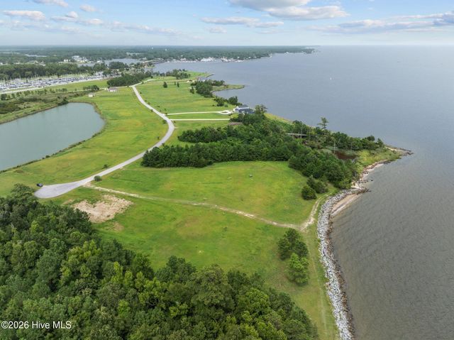 271 Wind Lake Road S, Oriental, NC 28571