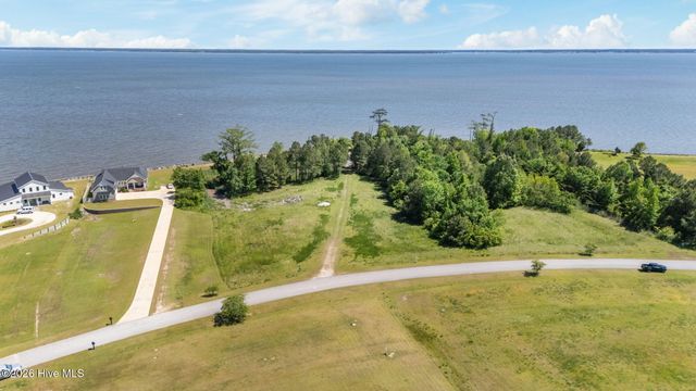 271 Wind Lake Road S, Oriental, NC 28571