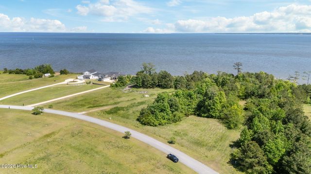 271 Wind Lake Road S, Oriental, NC 28571