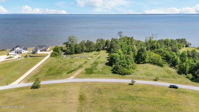 271 Wind Lake Road S, Oriental, NC 28571